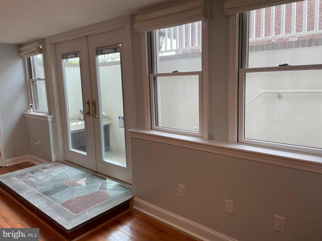 136 Garrett Avenue - Photo 12