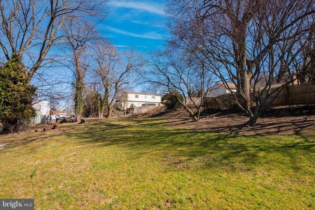 933 Henry Avenue - Photo 42