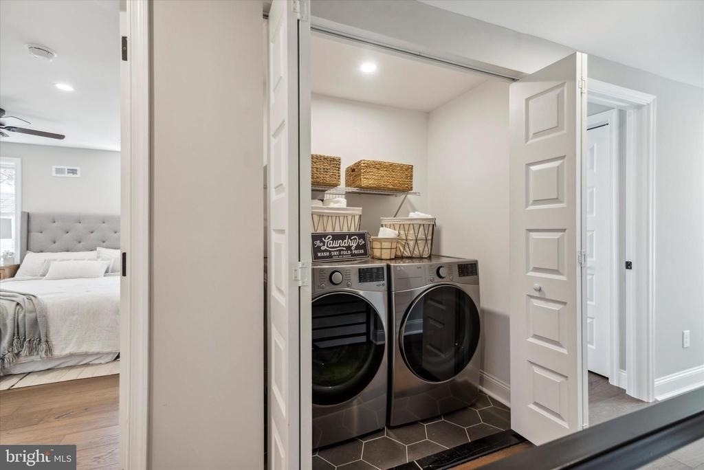 933 Henry Avenue - Photo 31