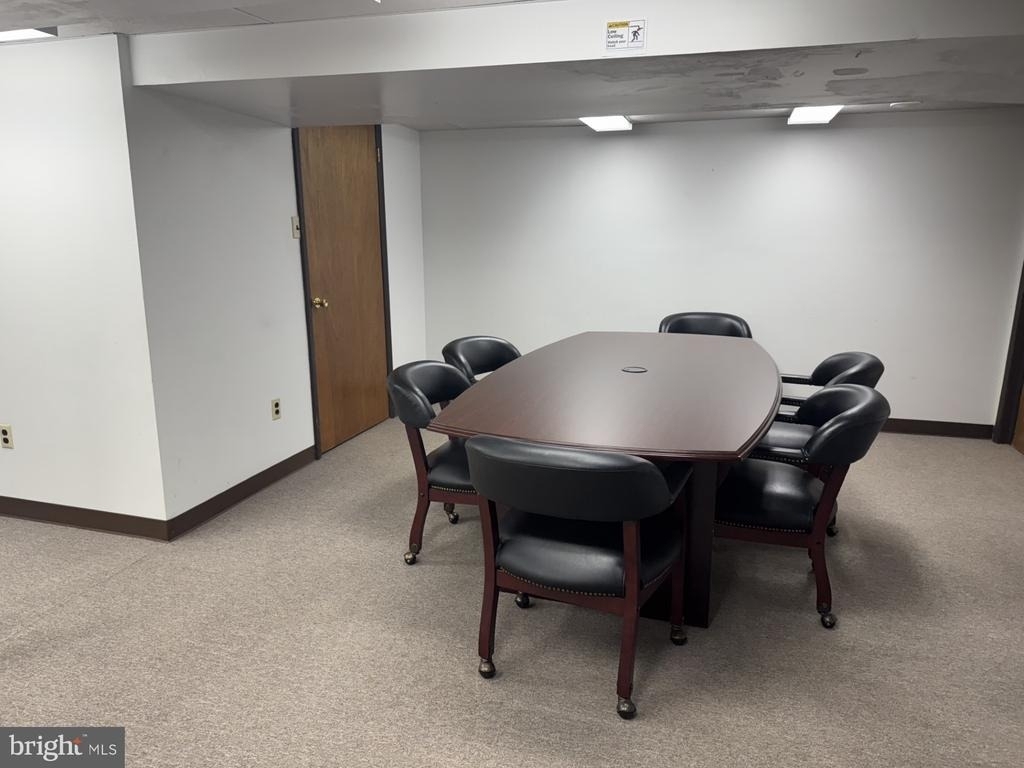 660 Exton Cmns - Photo 8