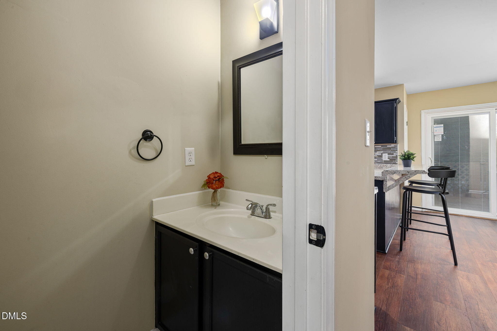 208 Texanna Way - Photo 5
