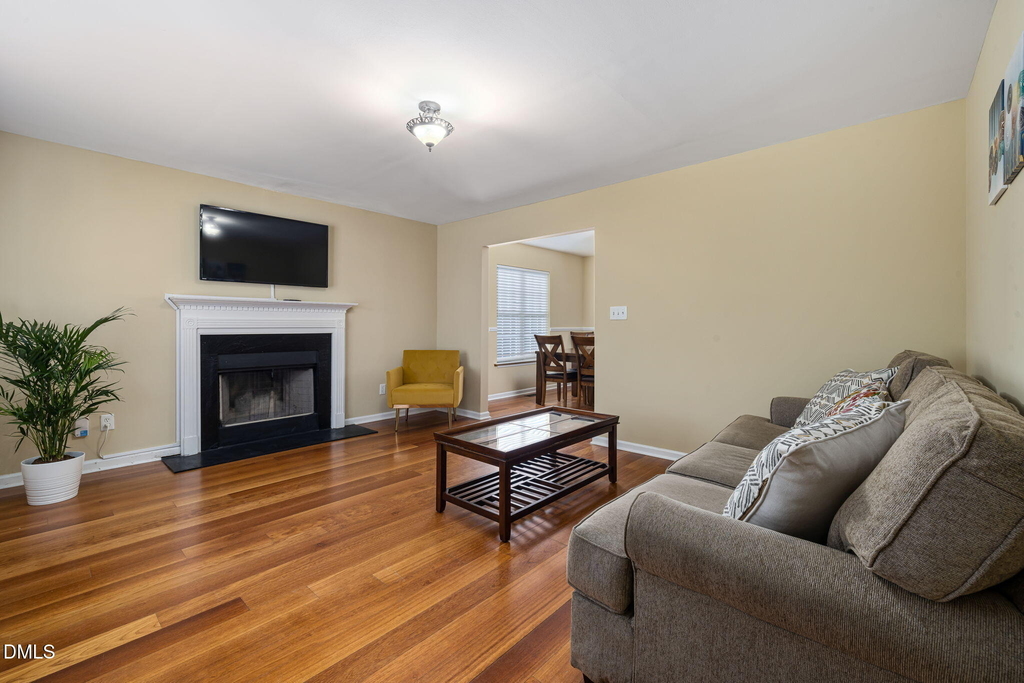 208 Texanna Way - Photo 6