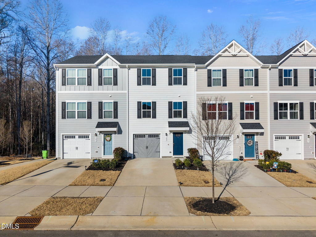 103 Equinox Rdg Terrace - Photo 1