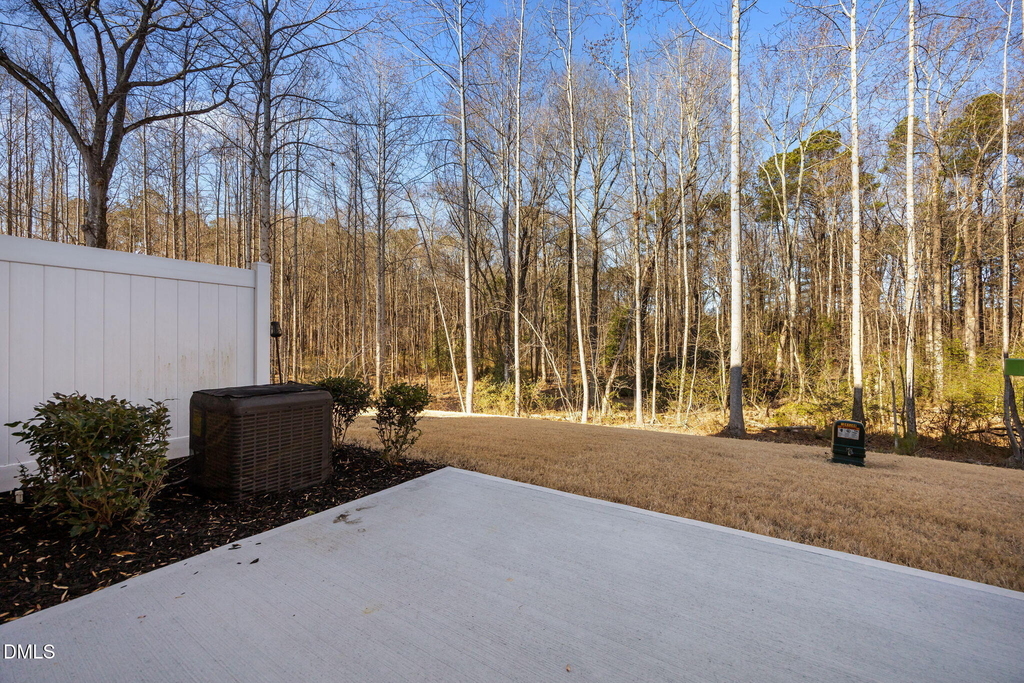103 Equinox Rdg Terrace - Photo 34