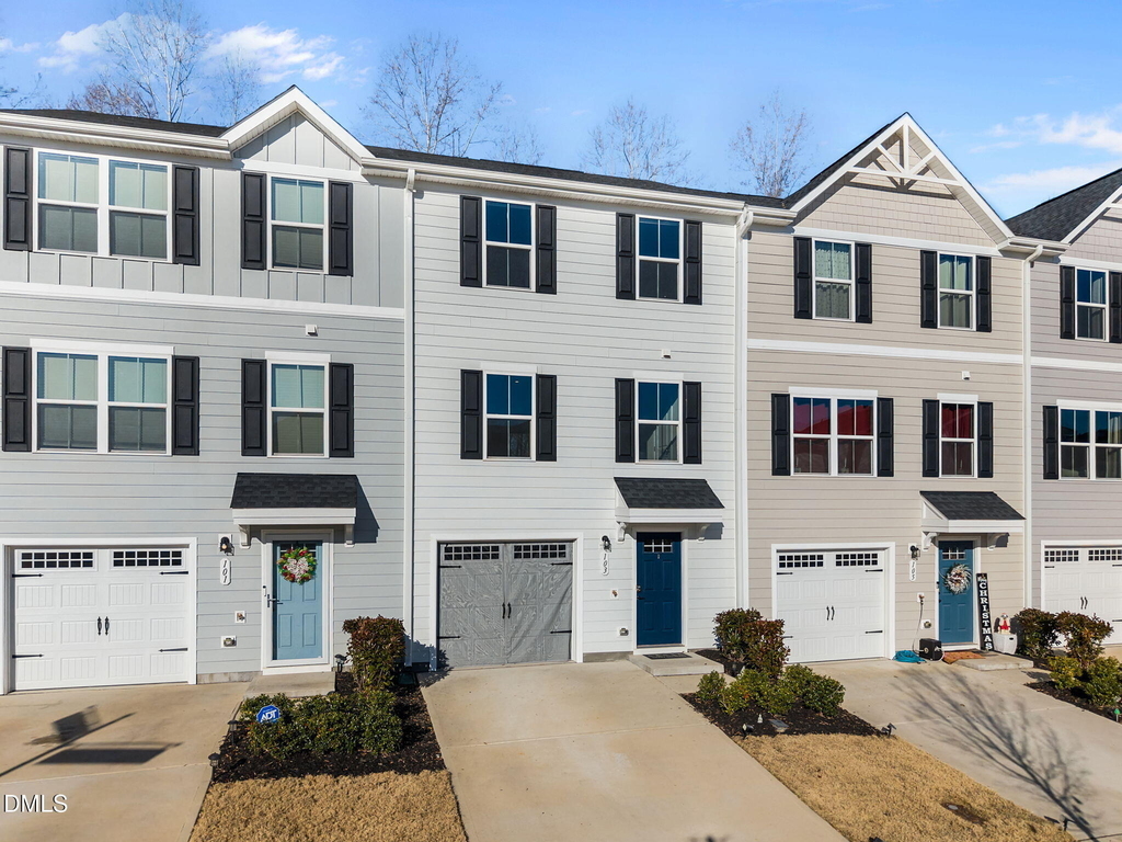103 Equinox Rdg Terrace - Photo 2