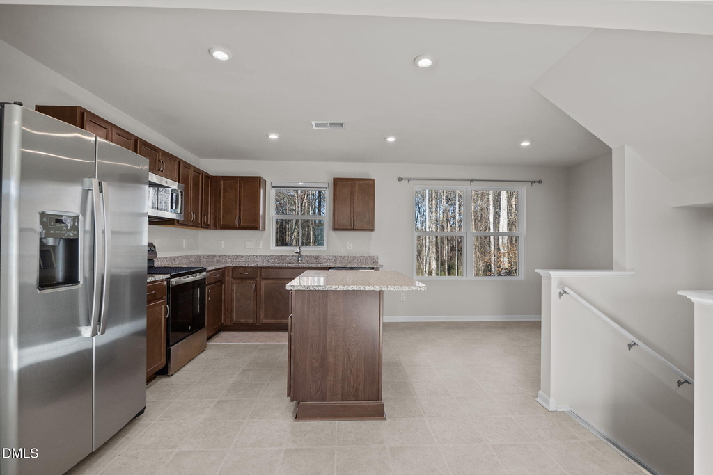 103 Equinox Rdg Terrace - Photo 11