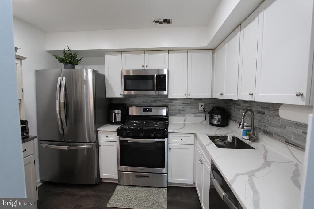 119 Acadia Court - Photo 7