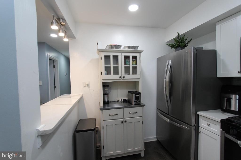 119 Acadia Court - Photo 10