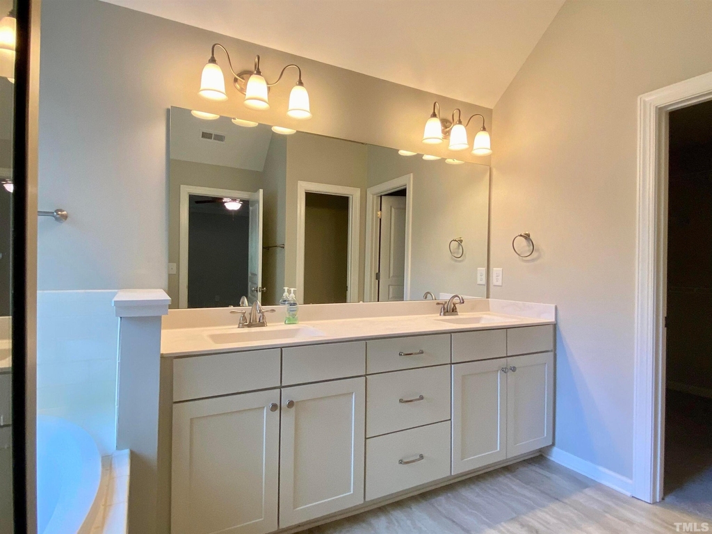 207 Lake Drive - Photo 20