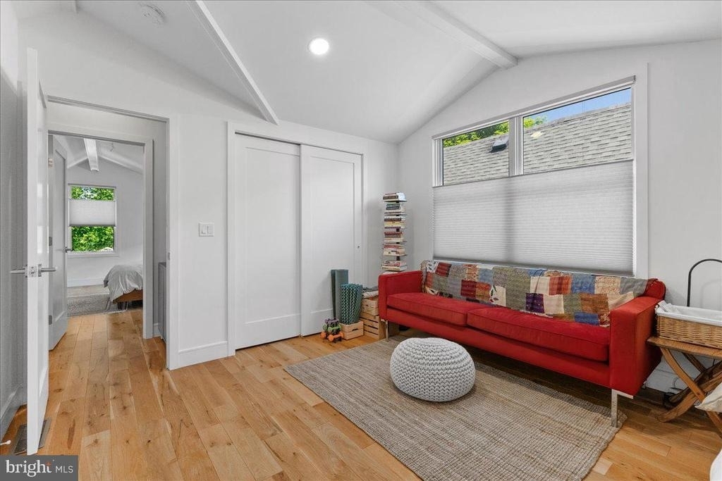 23 Leigh Avenue - Photo 18