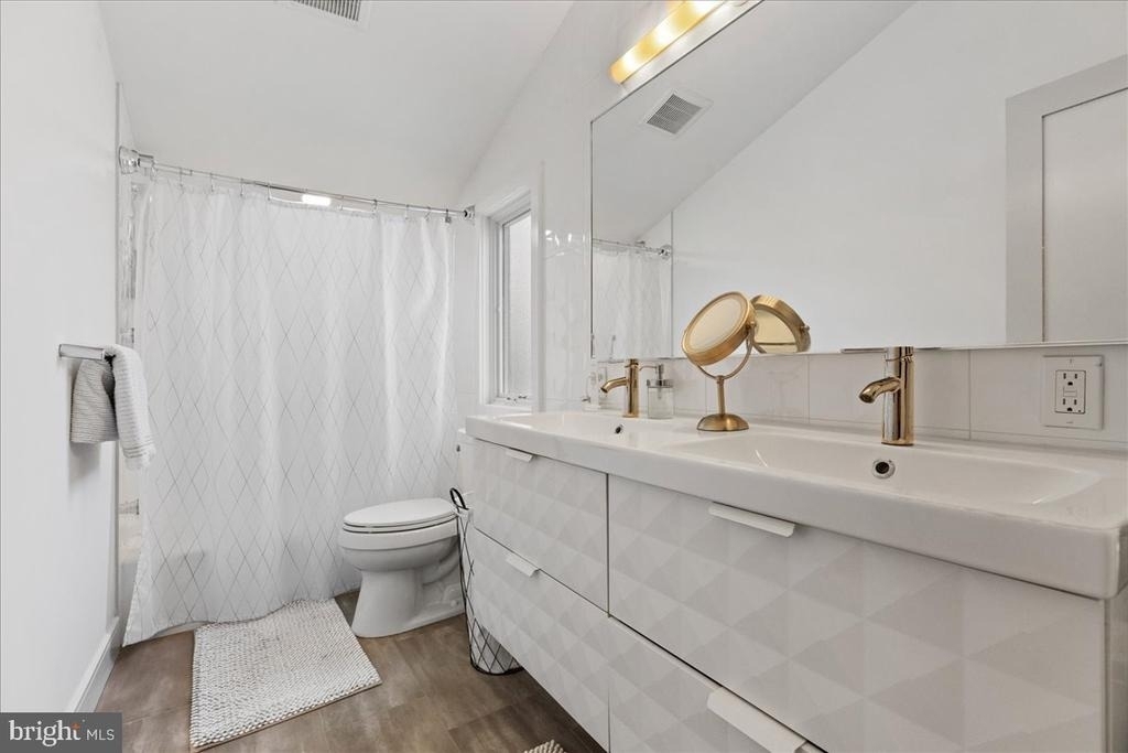 23 Leigh Avenue - Photo 20