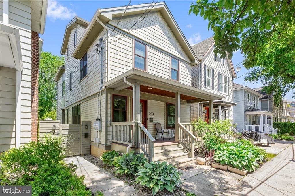 23 Leigh Avenue - Photo 0