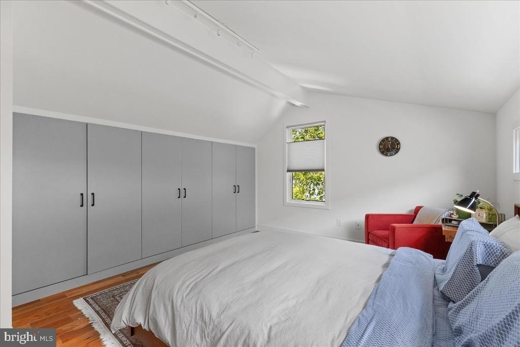23 Leigh Avenue - Photo 16