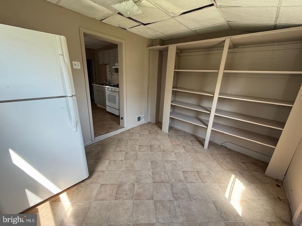16 Delsea Drive N - Photo 4
