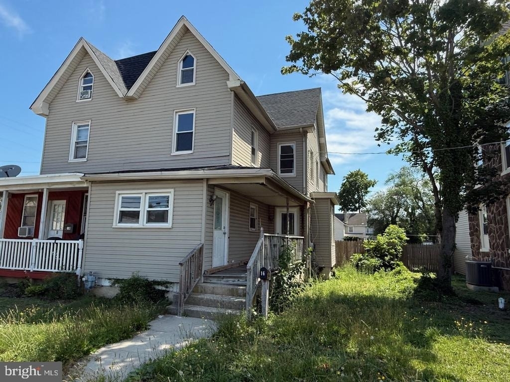 16 Delsea Drive N - Photo 1