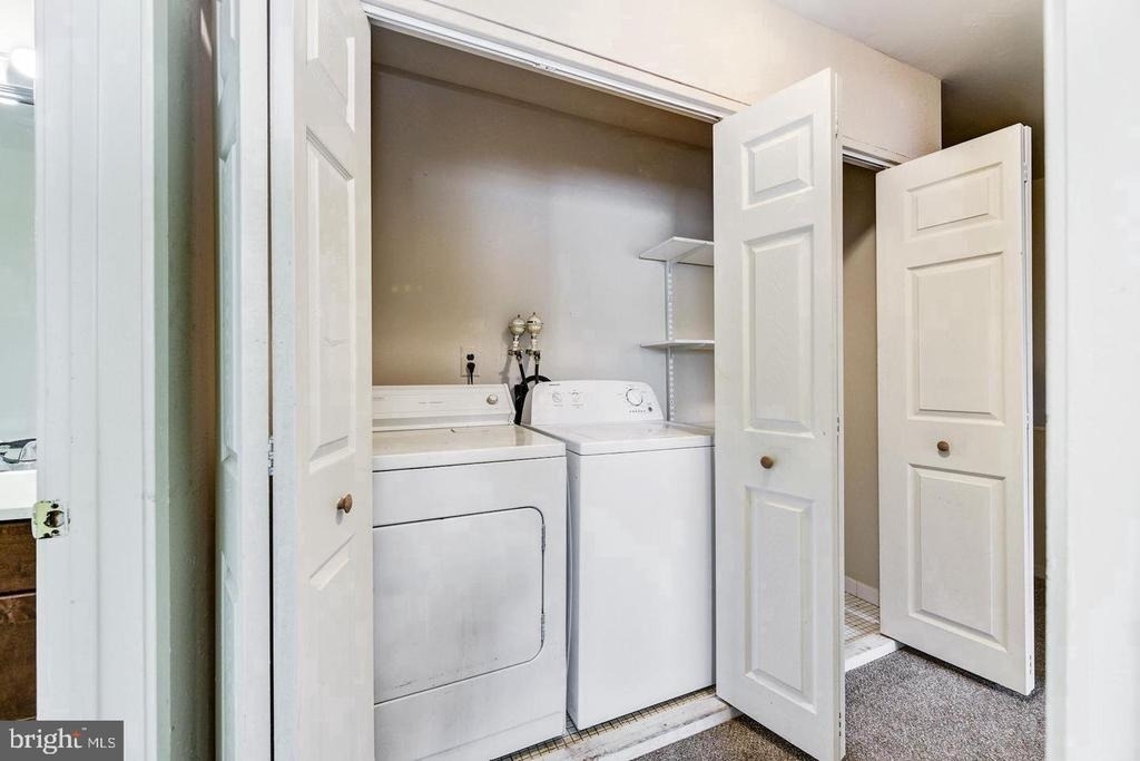 215 Keats Dr - Photo 21