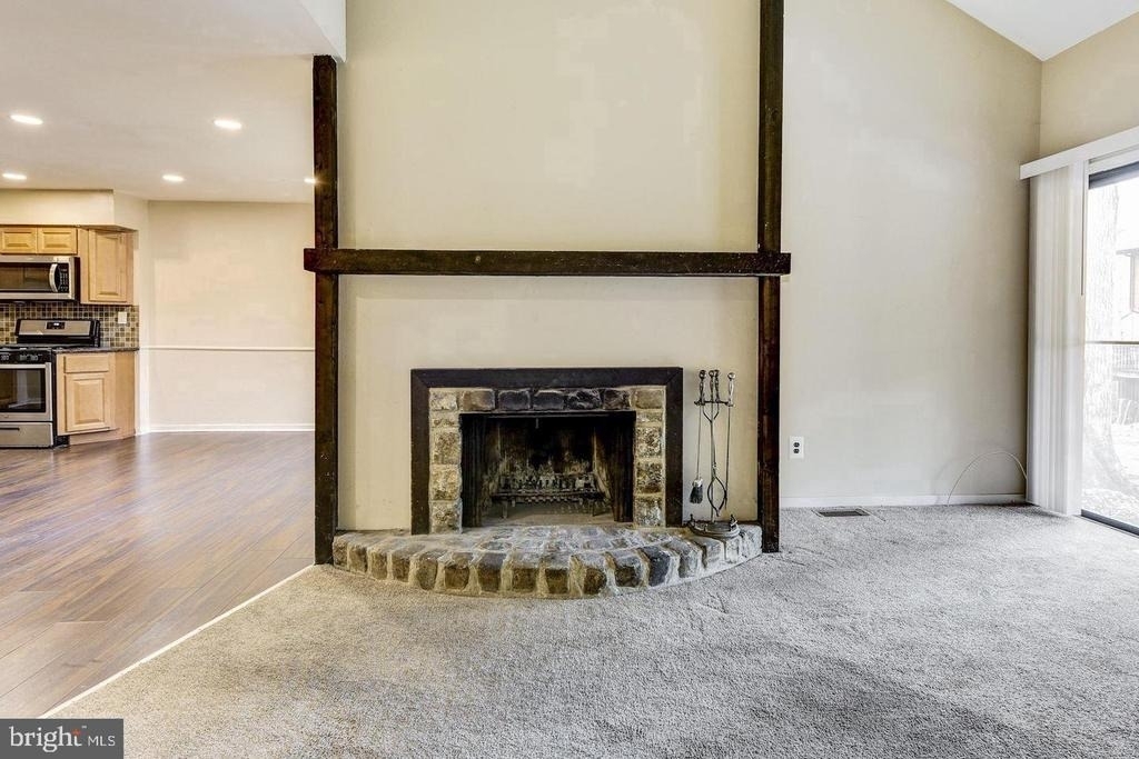 215 Keats Dr - Photo 10