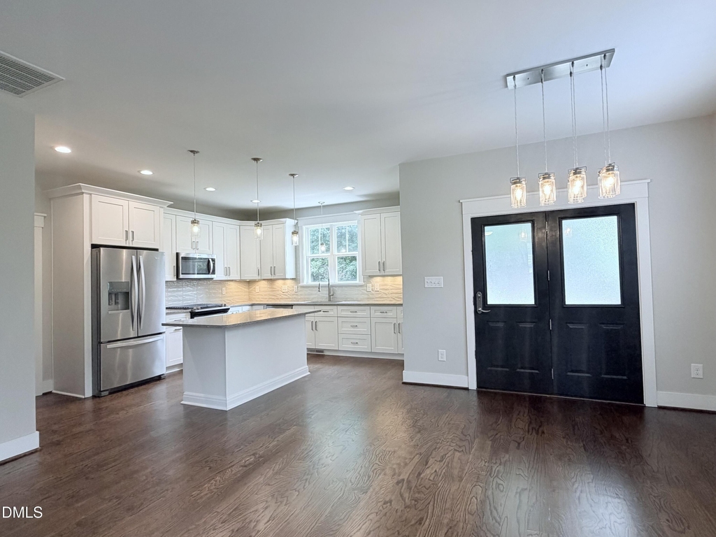 1023 Brighton Road - Photo 2