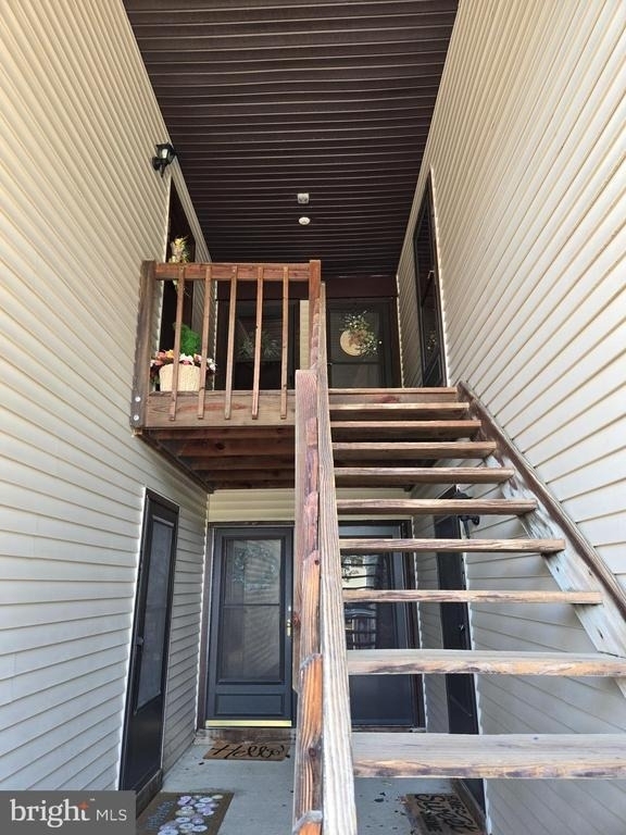 404 Lindsey Court - Photo 1