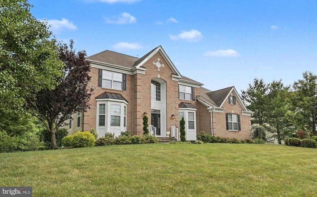 228 Leffler Circle - Photo 1
