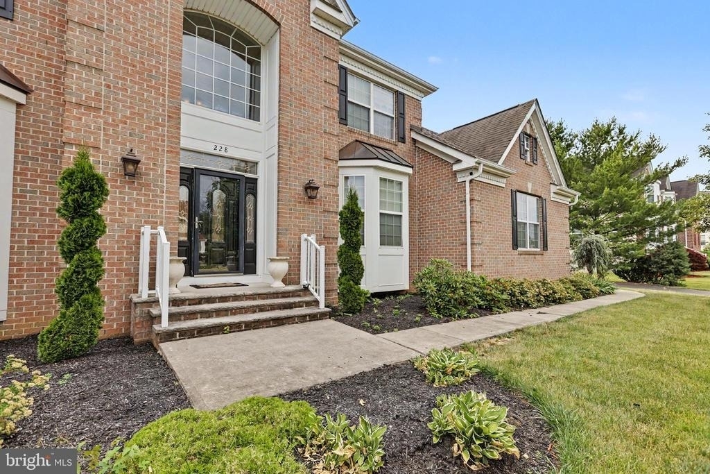228 Leffler Circle - Photo 3