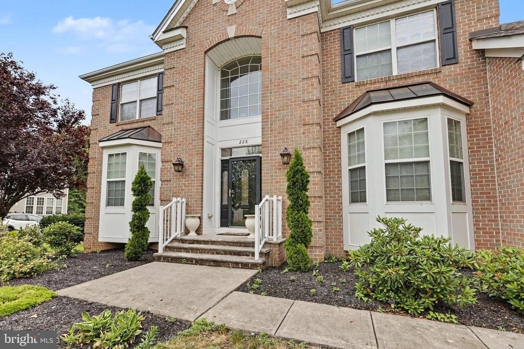 228 Leffler Circle - Photo 4
