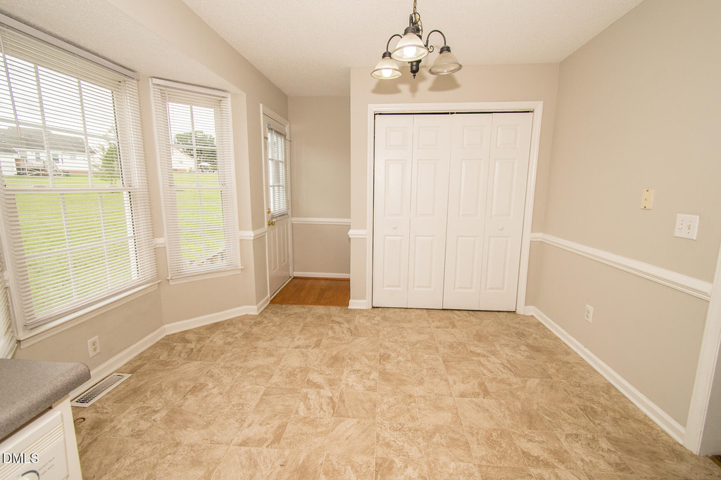 2016 Compacta Drive - Photo 13