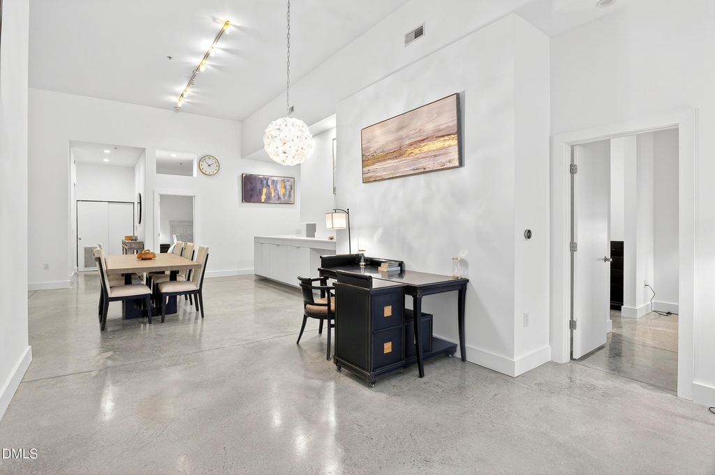 319 Fayetteville Street - Photo 4