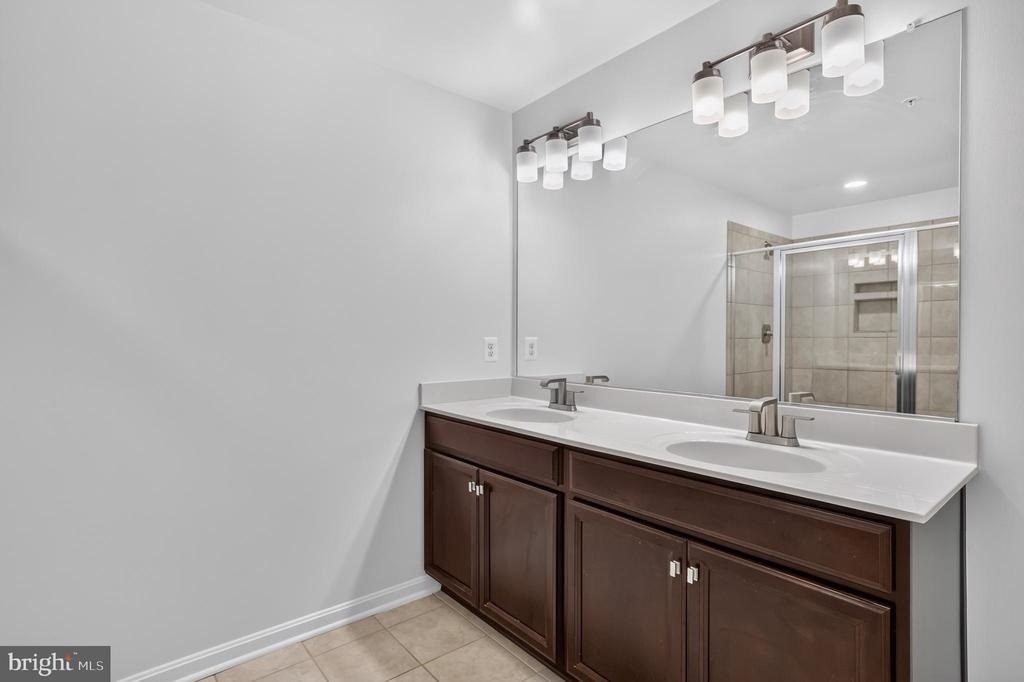 2613 Campus Way N - Photo 15