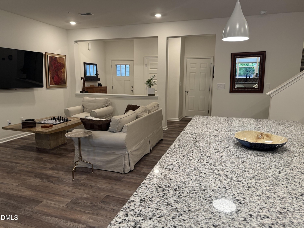 111 Golden Gate Lane - Photo 5