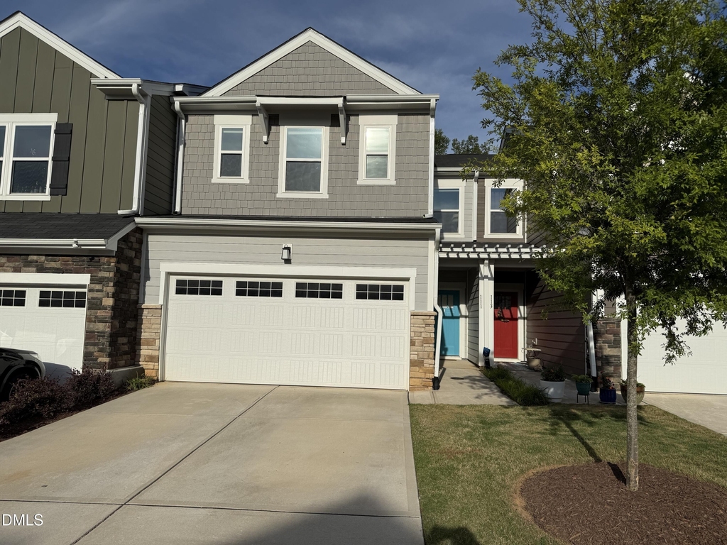 111 Golden Gate Lane - Photo 0