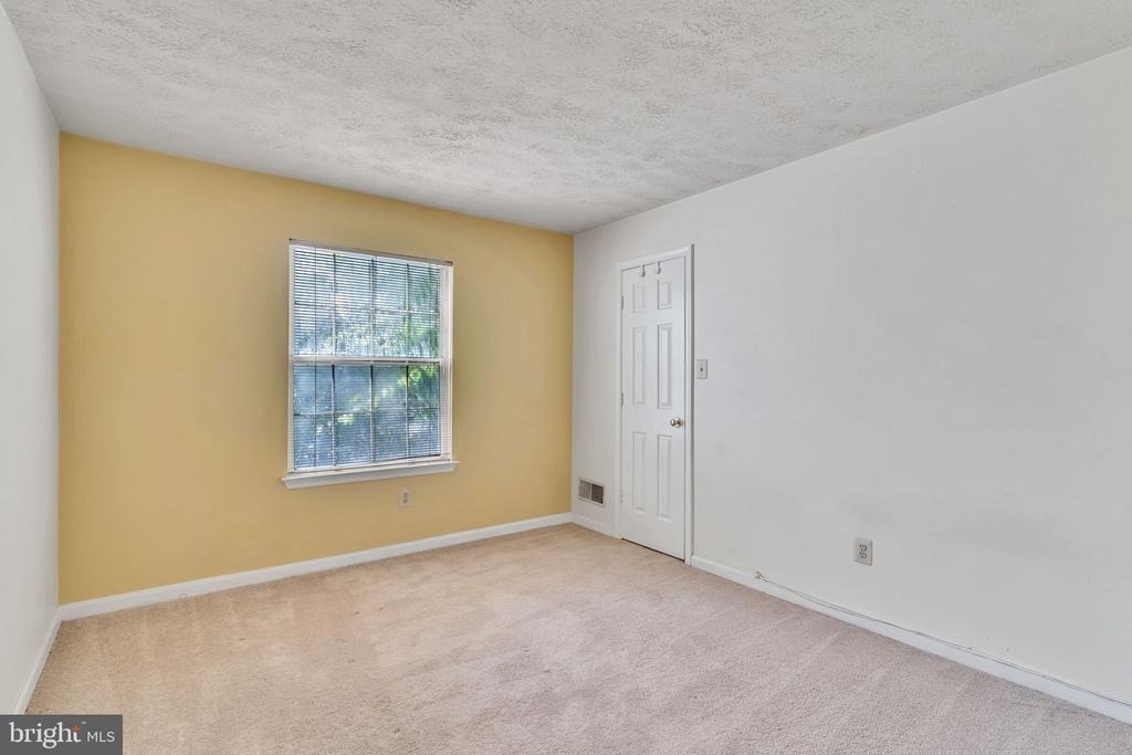 13920 Lord Fairfax Place - Photo 18