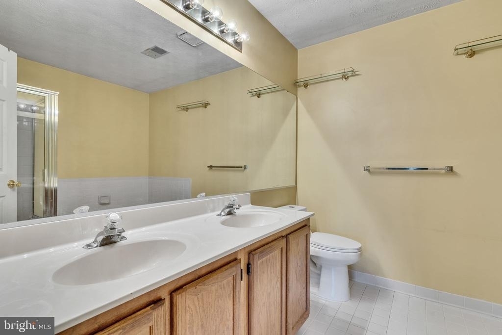13920 Lord Fairfax Place - Photo 14