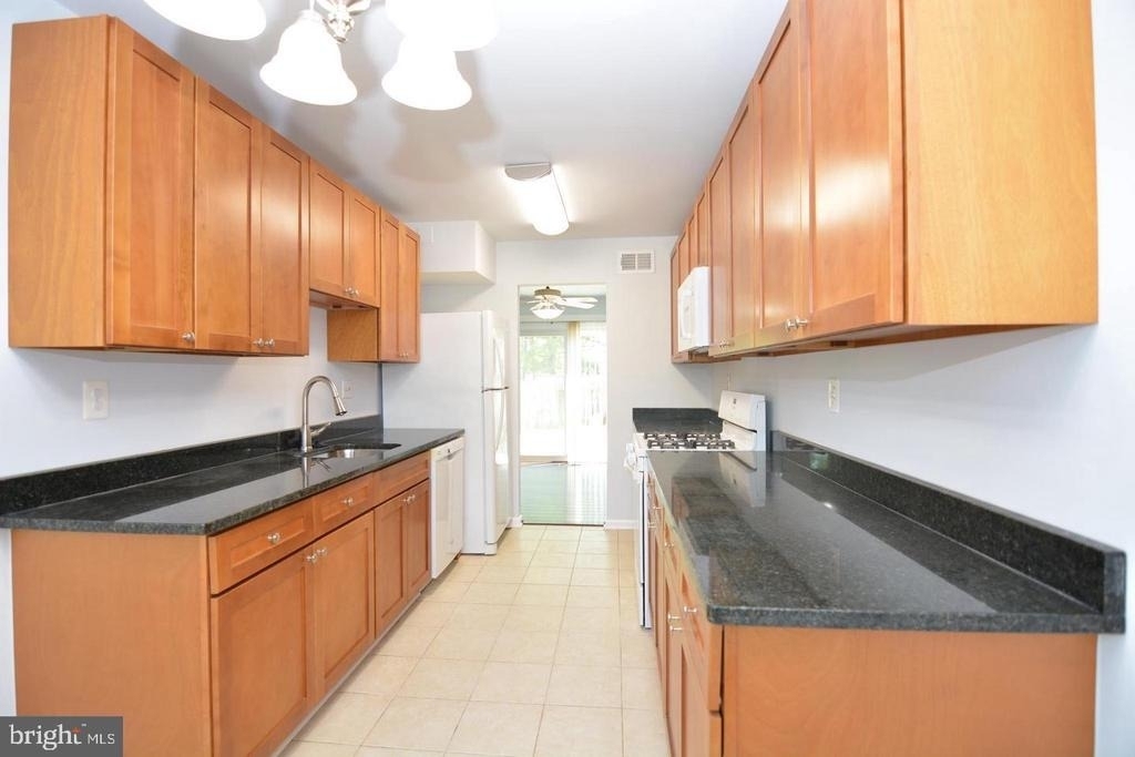 714 Hurley Avenue - Photo 5