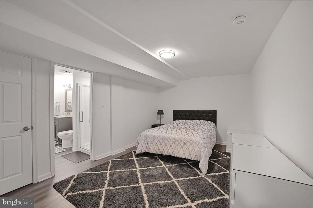 18420 Shady View Lane - Photo 39