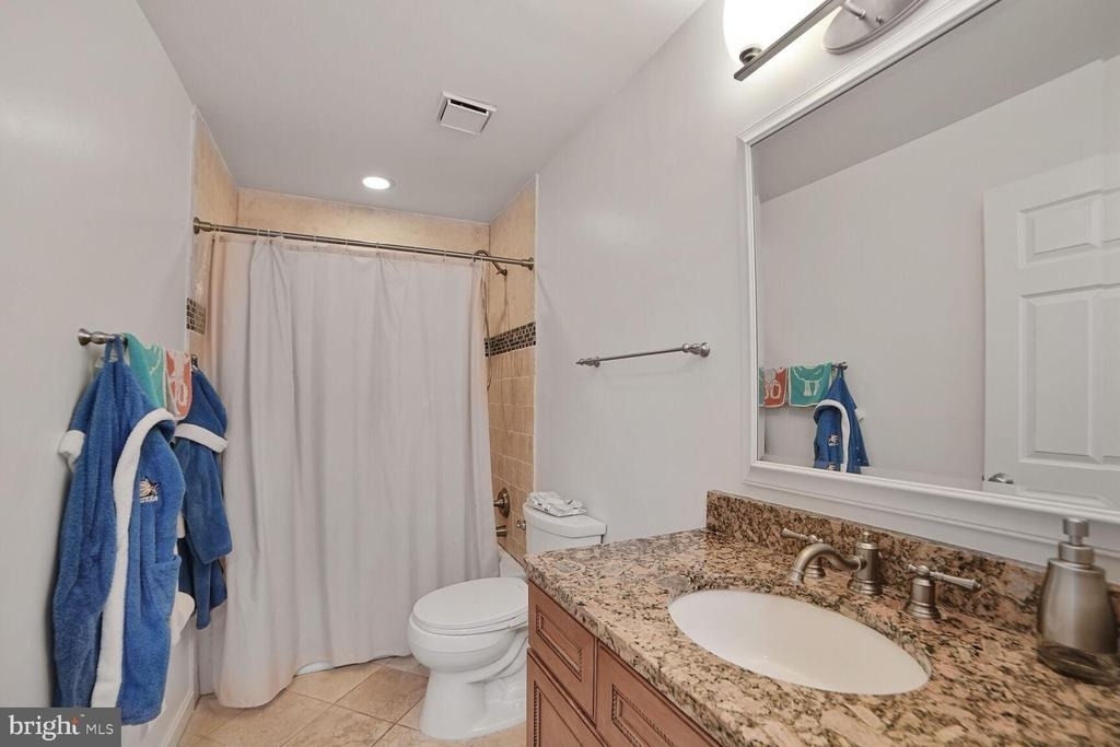 18420 Shady View Lane - Photo 32