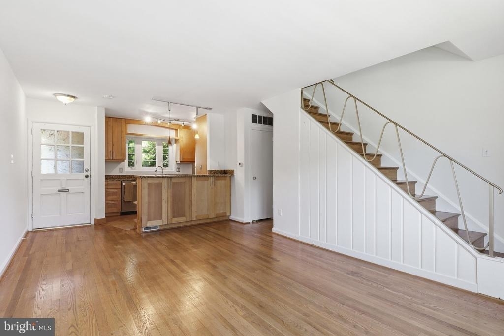 5364 Pooks Hill Road - Photo 3