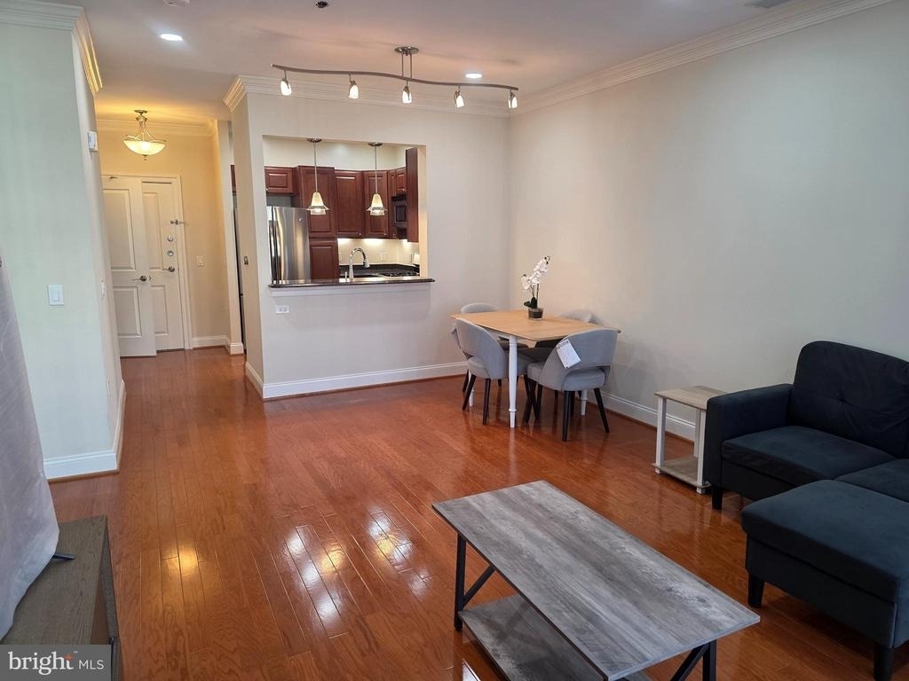 38 Maryland Avenue - Photo 8