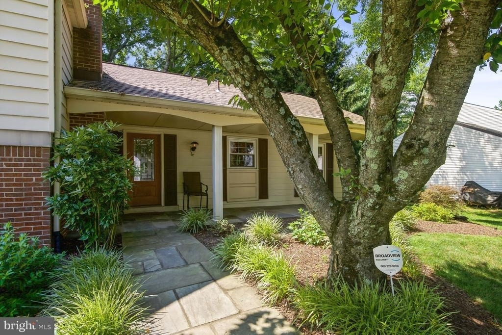 12904 North Commons Way - Photo 2