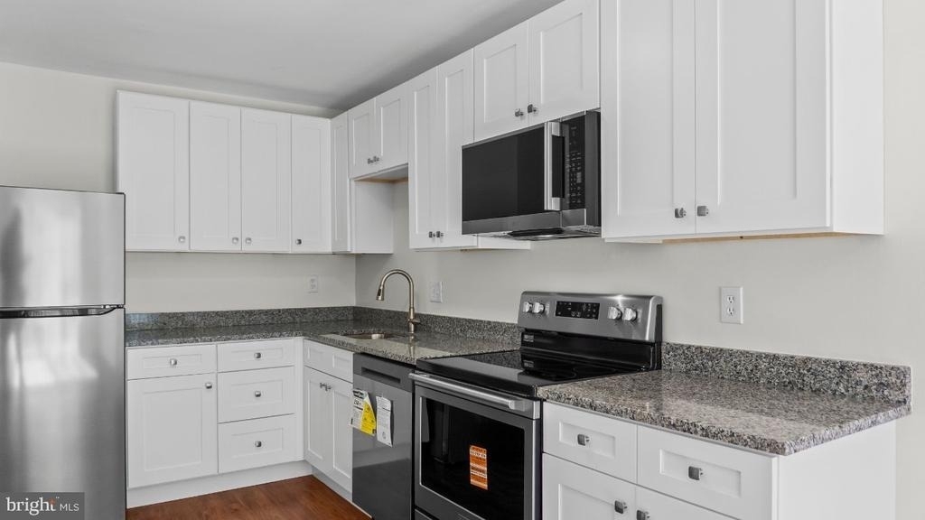 18531 Bay Leaf Way - Photo 2