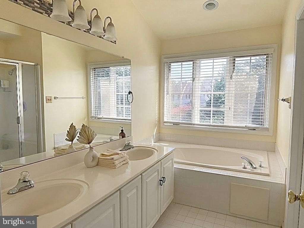 10136 Treble Court - Photo 10
