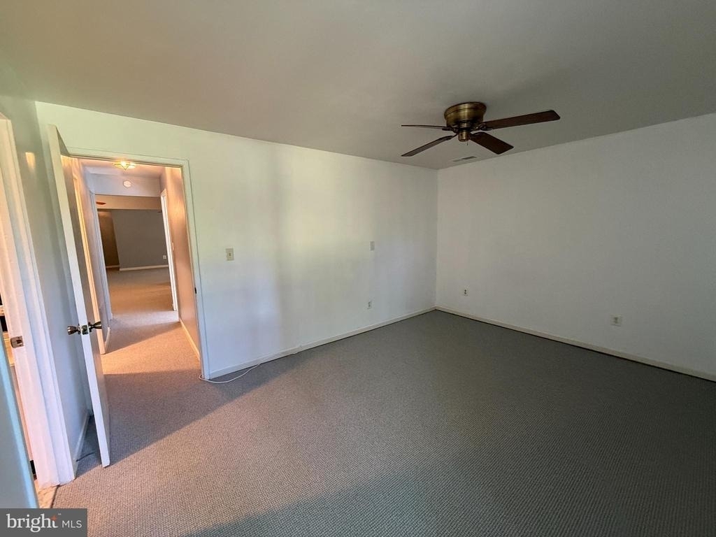 8709 Hayshed Lane - Photo 19