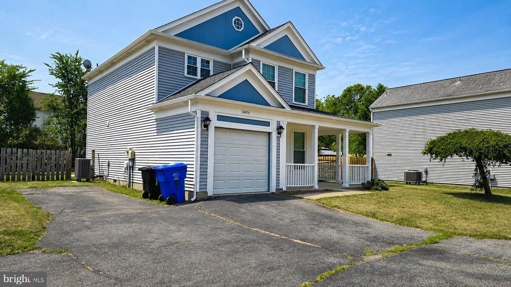 3447 Iris Place - Photo 1