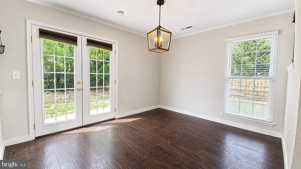 3447 Iris Place - Photo 7