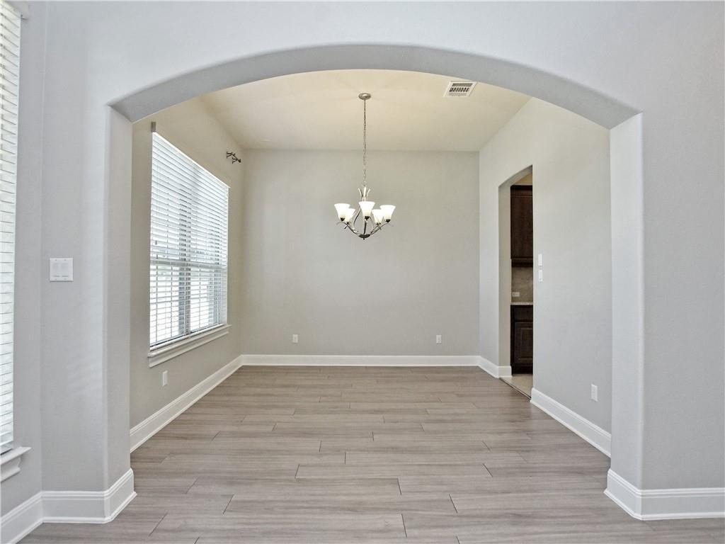 2208 Legend Hill Dr - Photo 3