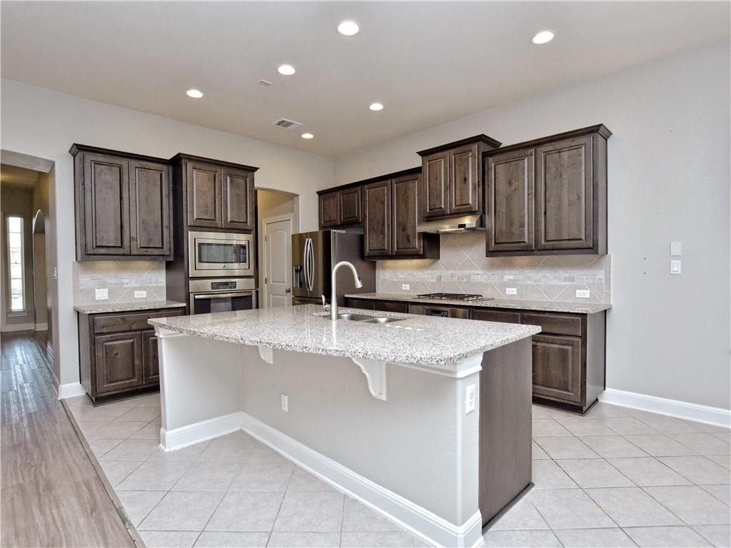 2208 Legend Hill Dr - Photo 8