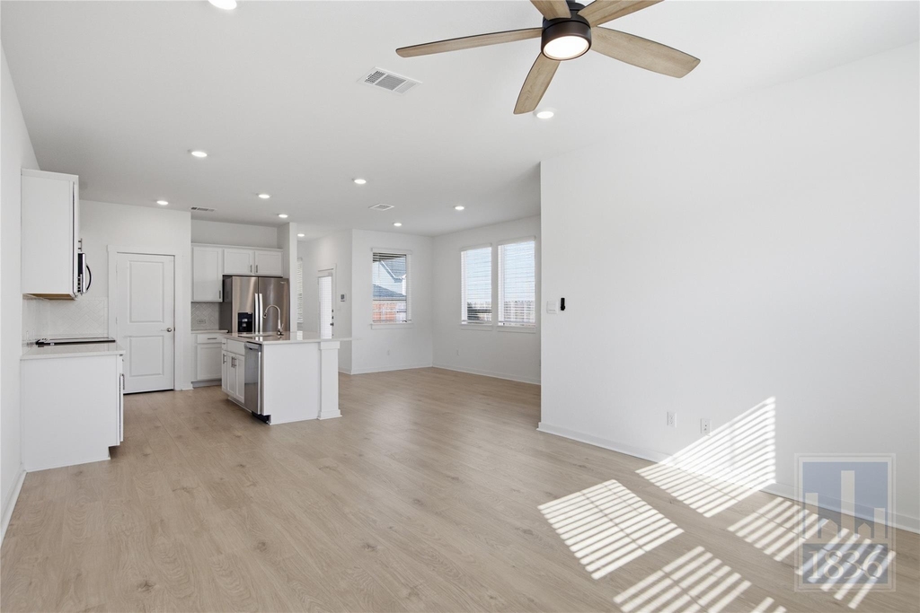 2519 Rose Archer Ln - Photo 5