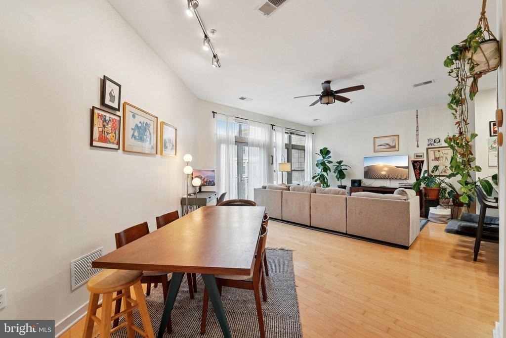 1209 N Charles Street - Photo 7