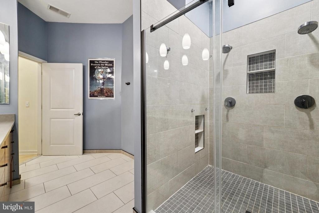 1209 N Charles Street - Photo 15
