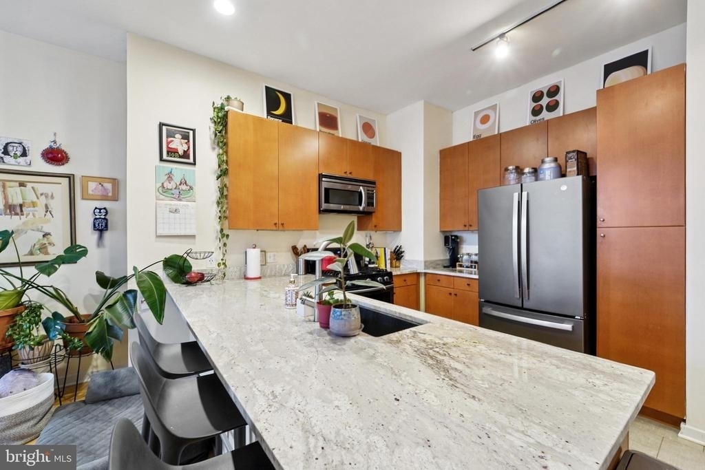 1209 N Charles Street - Photo 10